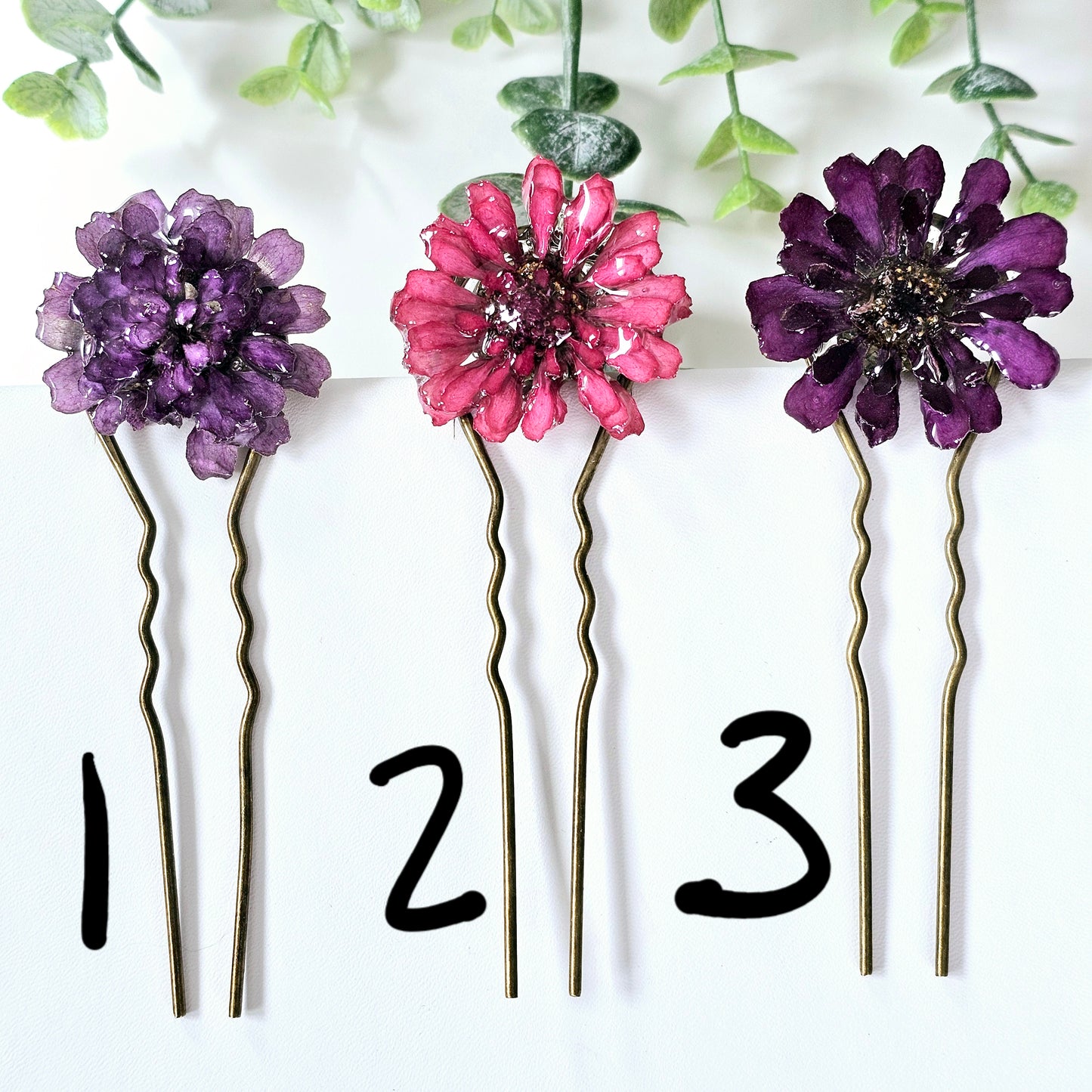 Medium Zinnia Hair Pins