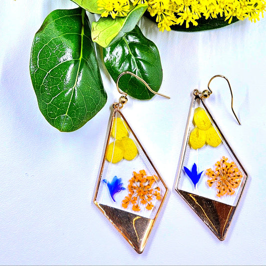 Real Daisy Petals, Queen Anne's Lace and Wildflowers